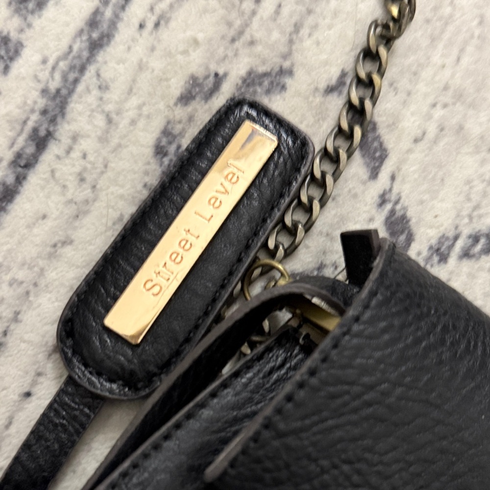 Street Level Black Crossbody Bag - Picture 2 of 9